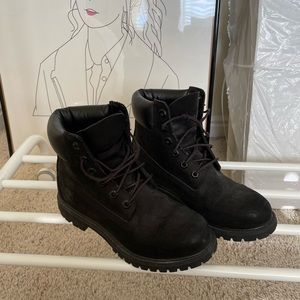 Timberland Women’s Waterproof Boot in Black Nubuck